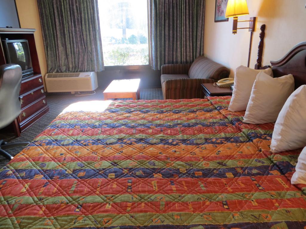 Eurotel Inn Мейтленд Номер фото